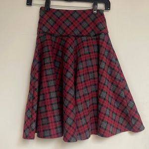 Chic Kids Plaid Skirt in Red and Black